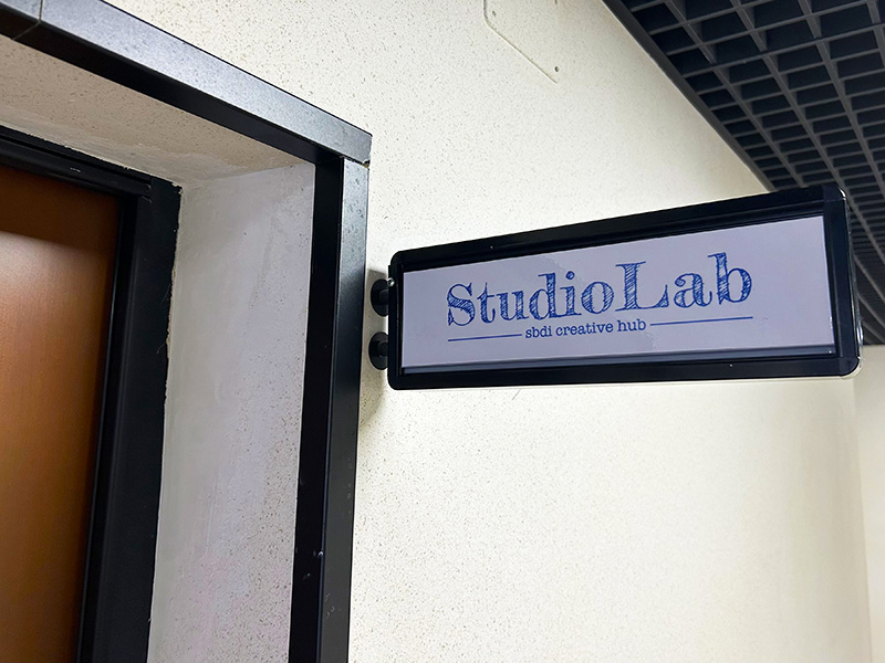 Insegna StudioLab